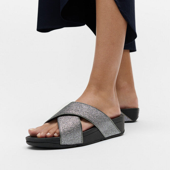 LULU SHIMMERLUX TOE-POST SANDALS｜fitflop(フィットフロップ)公式